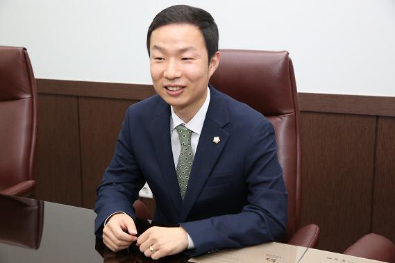 [중부일보 인터뷰] "매립지 이슈로부터 주민 보호" 사진