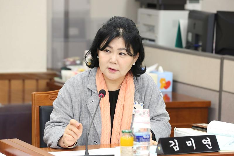 제273회 제5차 기획행정위원회(김미연 위원) 사진