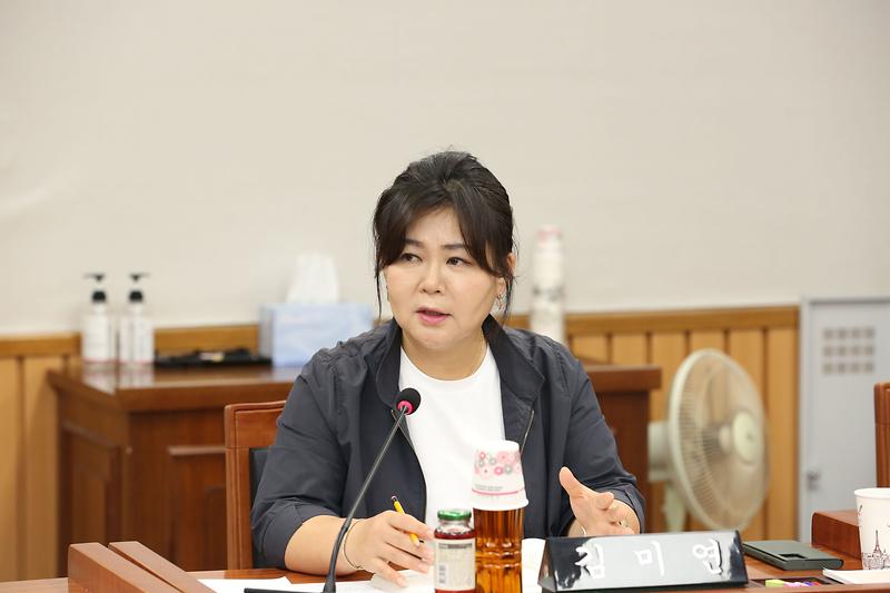 제263회 제2차 복지도시위원회 (2023.10.17.) (김미연 위원) 사진
