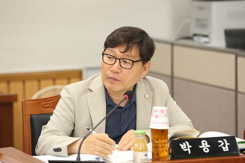제267회 제1차 정례회 복지도시위원회(박용갑 부위원장) 사진