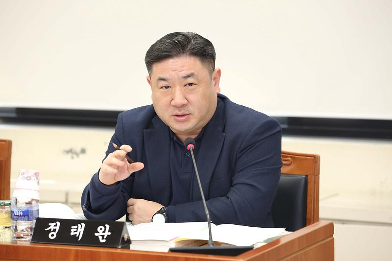 2025.04.01._제273회_제1차_복지도시위원회_(3).jpg 이미지