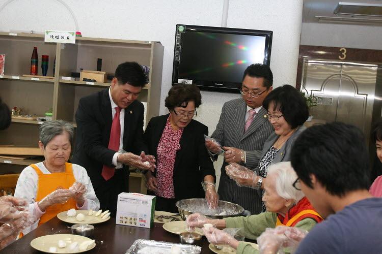 12-09-26-서천노인요양원 방문 (7).JPG 이미지
