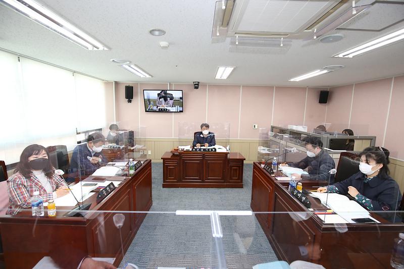 제243회 인천광역시 서구의회 임시회 제2차 환경경제위원회(2021.04.07.) 사진