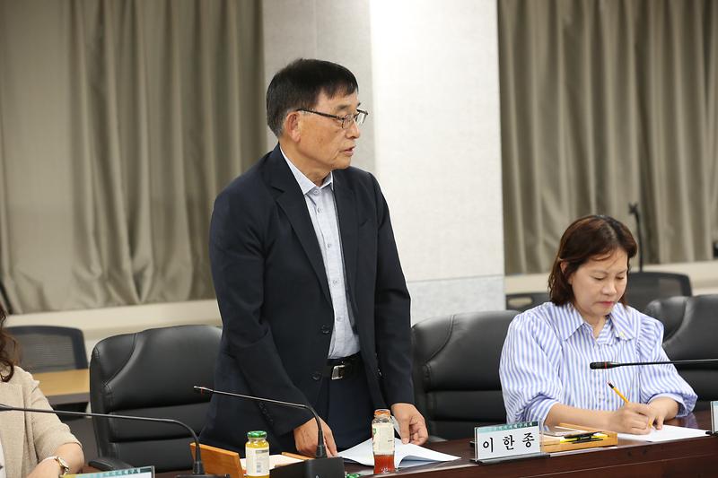 2026.08.24._서해구_주민자치회_조례_개정_관련_의견수렴_간담회_(20)-.jpg 이미지