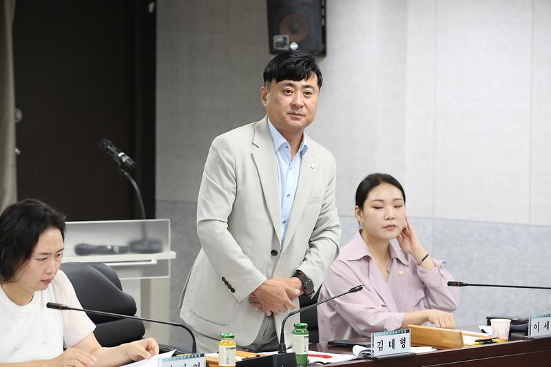 2026.08.24._서해구_주민자치회_조례_개정_관련_의견수렴_간담회_(8)-.jpg 이미지