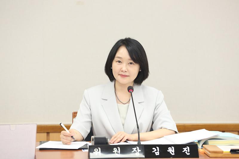 2026.09.18._제283회_임시회_제5차_기획행정안전위원회_(28)-.jpg 이미지