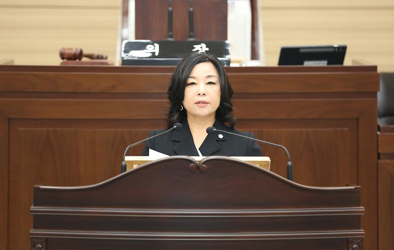 제283회 임시회 제1차 본회의 공정숙 의원 구정질의 사진