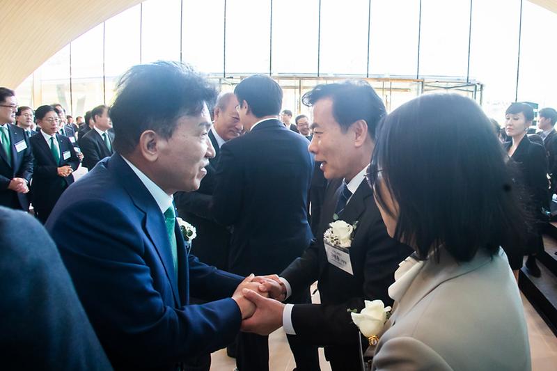 Young_3620.jpg 이미지