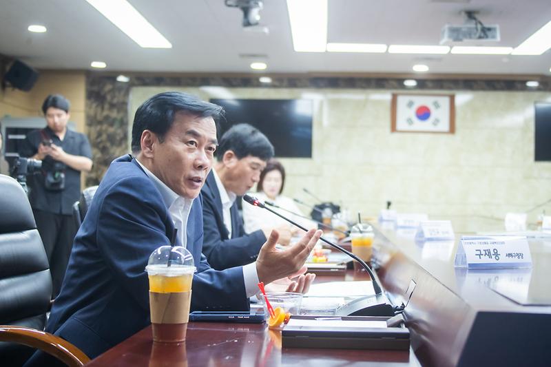 Young_7949.jpg 이미지