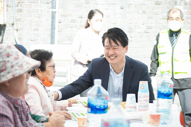 Young-8536.jpg 이미지