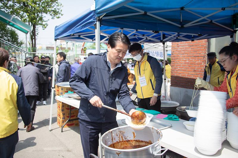 20230427 석사모와 함께하는 짜장면 나눔 행사 사진