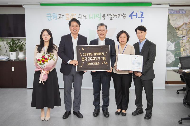 Young-7343.jpg 이미지