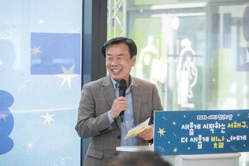 Young_6823.jpg 이미지