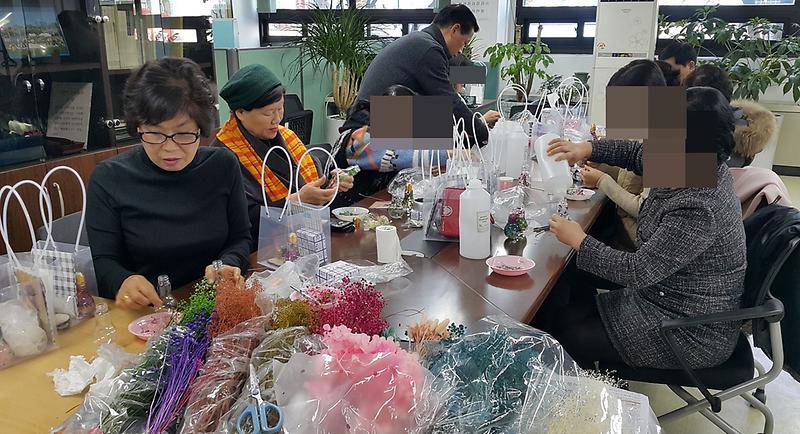 4민주평통_인천서구協,_북한이탈주민과_함께한_남북동행이야기_(2).jpg 이미지
