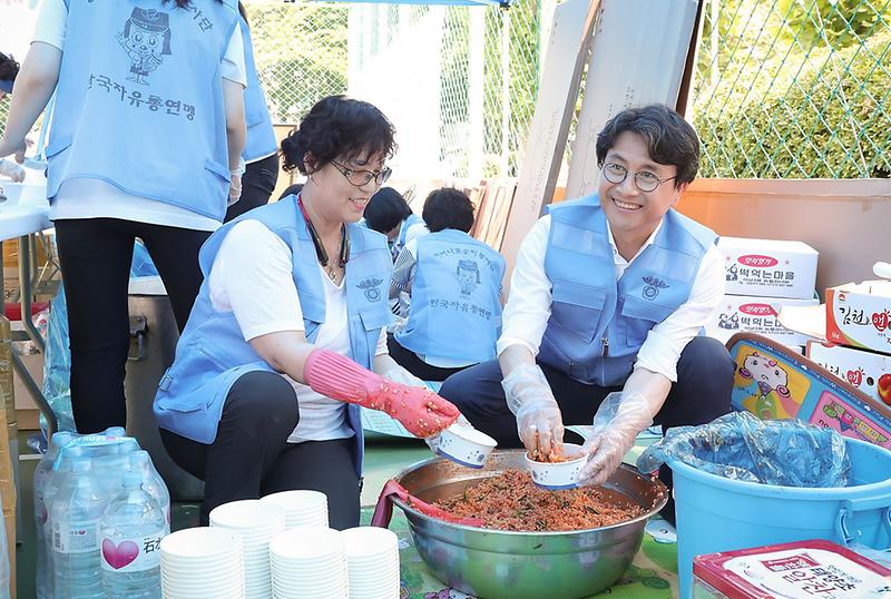 2서구,_전쟁당시_음식시식회_및_안보사진_전시회_개최_(2).jpg 이미지