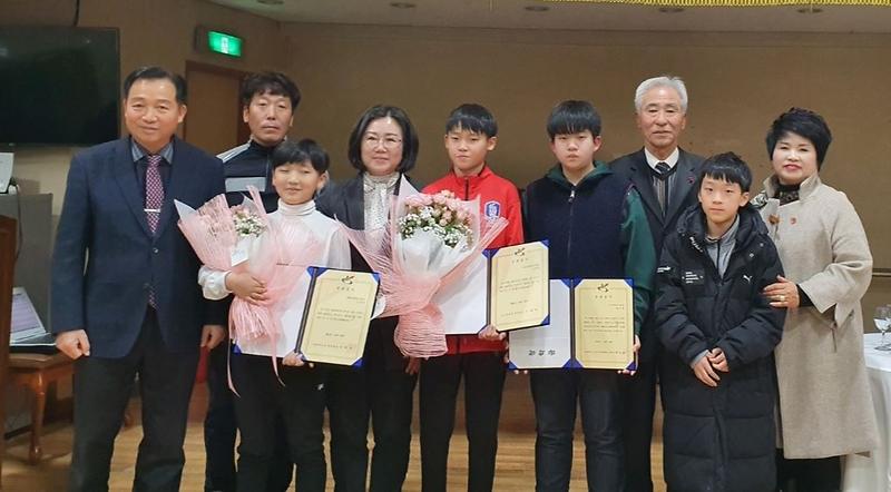 6불로대곡동_자생단체,_장학금_170만원_전달.jpg 이미지