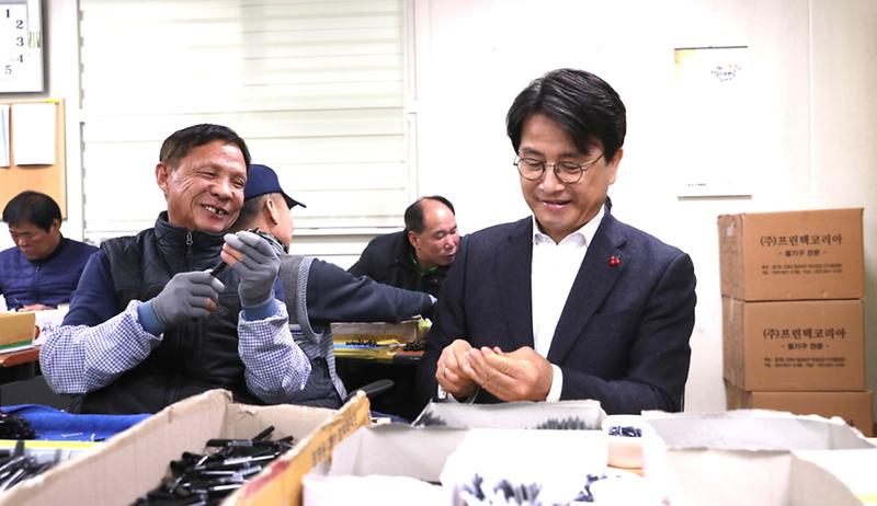 2이재현_서구청장_“서로_나눌수록_따뜻함_커져”1.jpg 이미지