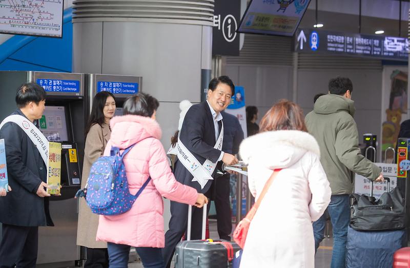 4인천_서구!_생활_속_안전문화_확산을_위한_안전문화운동_캠페인_개최(3).jpg 이미지