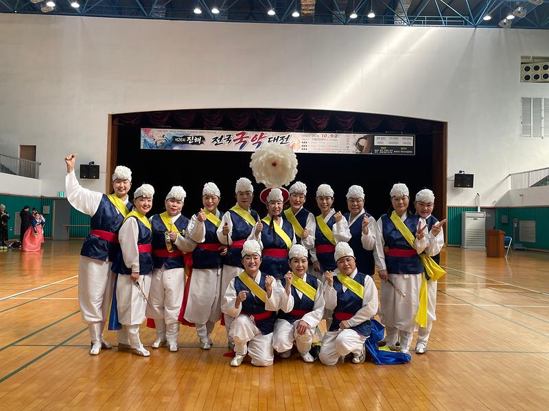 10._서해구립풍물단,_제26회_진해_전국국악대전_금상_수상...뛰어난_기량·예술성_인정.jpg 이미지